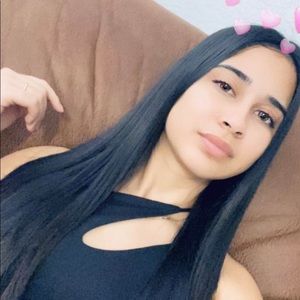 Meet your Posher, Anniet